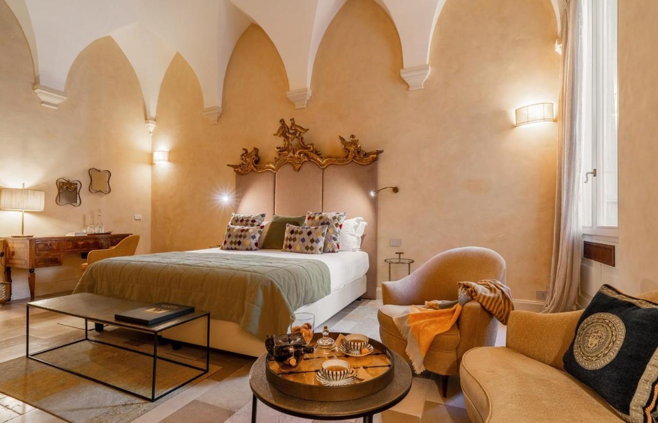 Palazzo Maresgallo Suites & Spa 레체 외부 사진